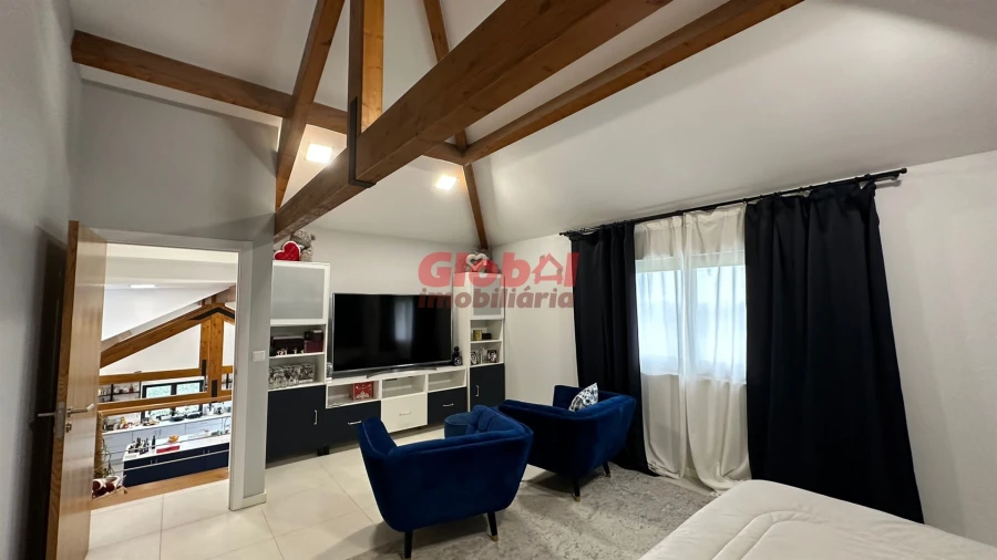 Quinta T0 para Venda em Parada de Gonta Foto 10