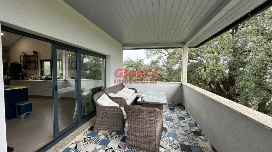 Quinta T0 para Venda em Parada de Gonta Foto 18