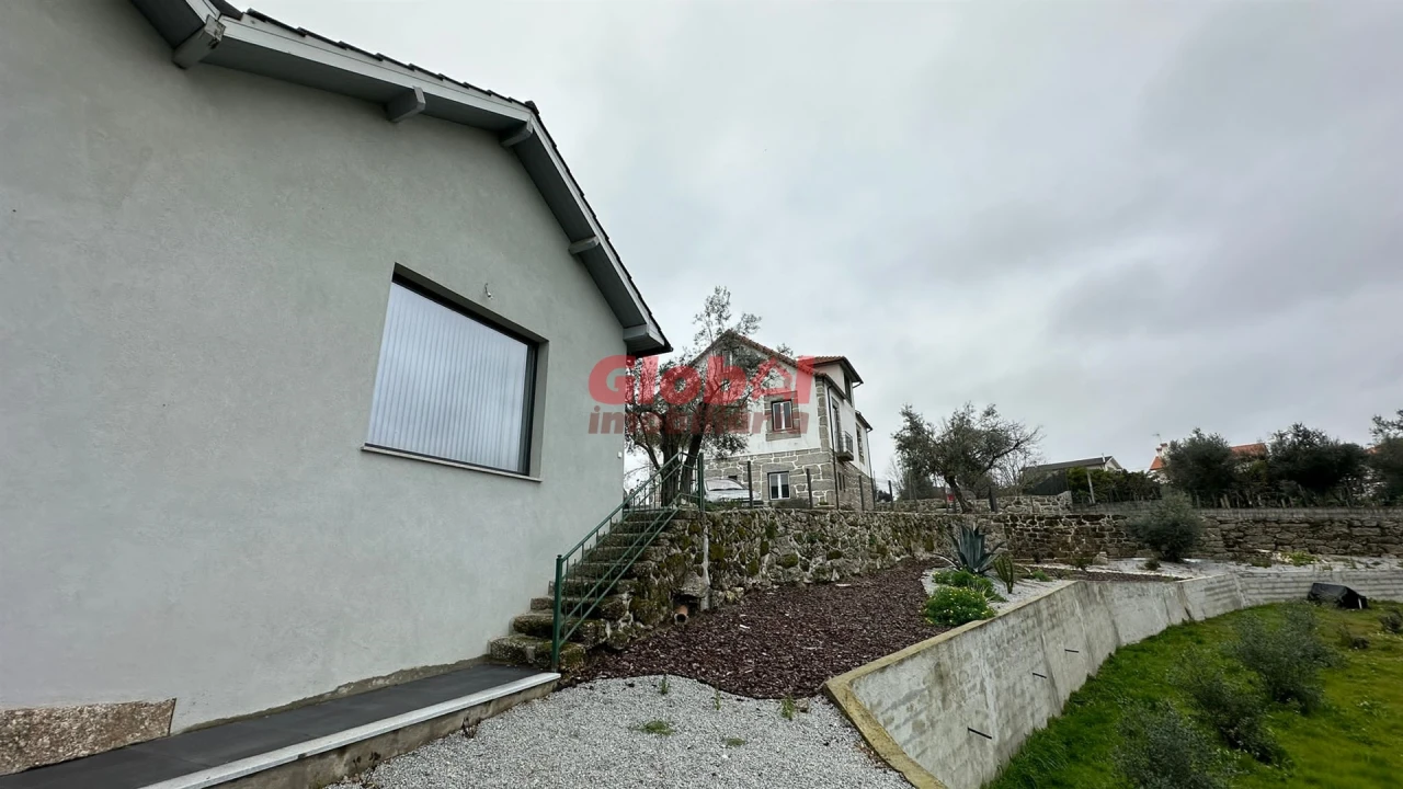 Quinta T0 para Venda em Parada de Gonta Foto 6