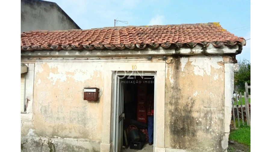 Moradia T4 para Venda em Moita Foto 3