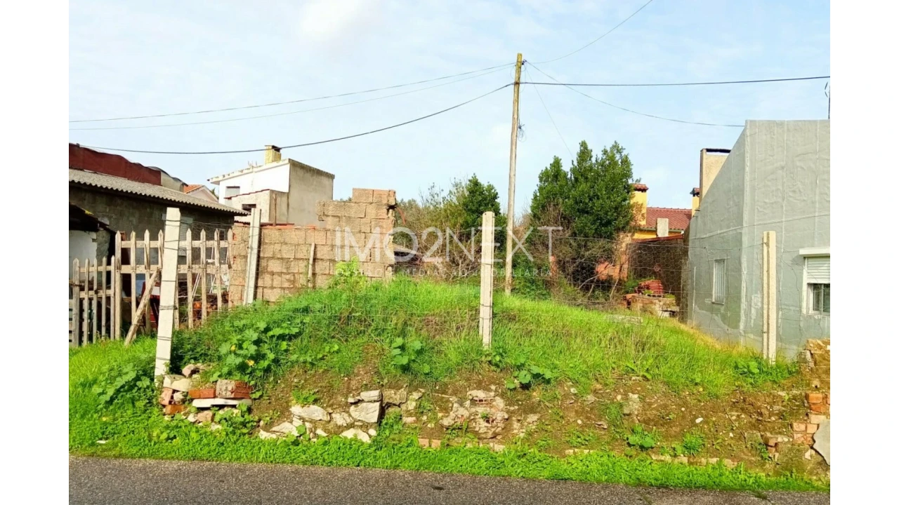 Moradia T4 para Venda em Moita Foto 5