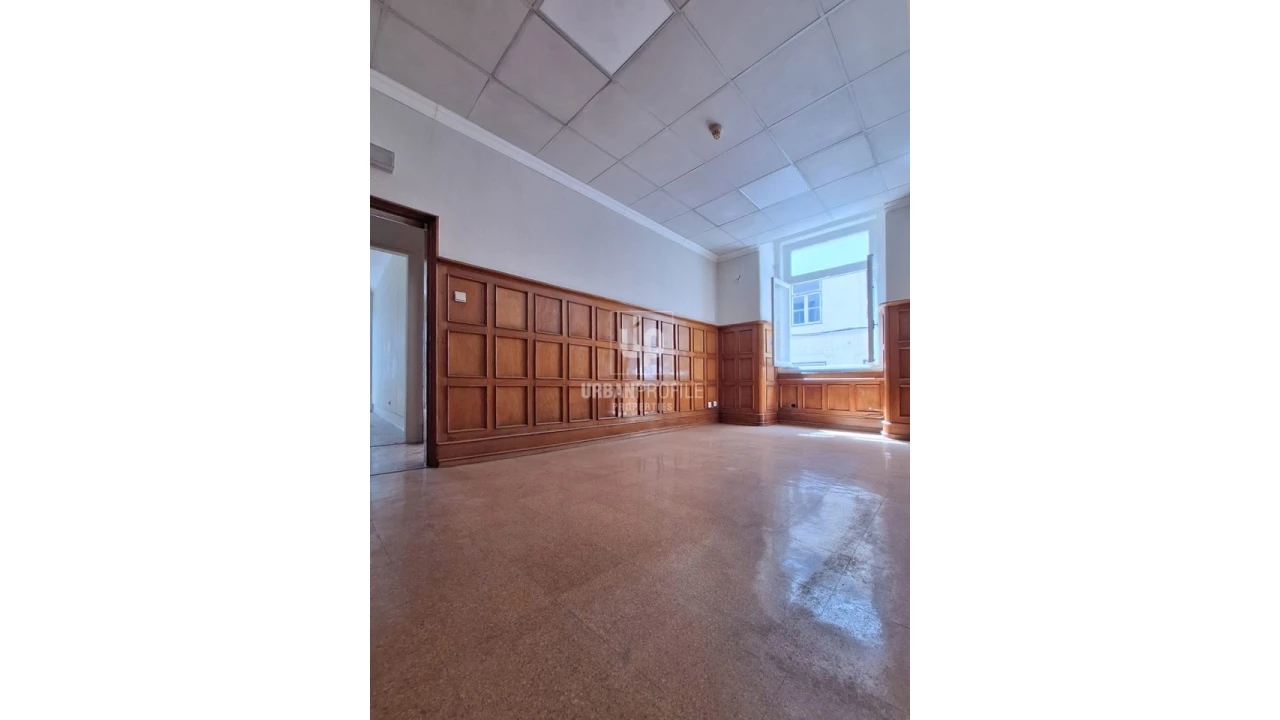 Apartamento T7 para Venda em Santa Maria Maior Foto 9
