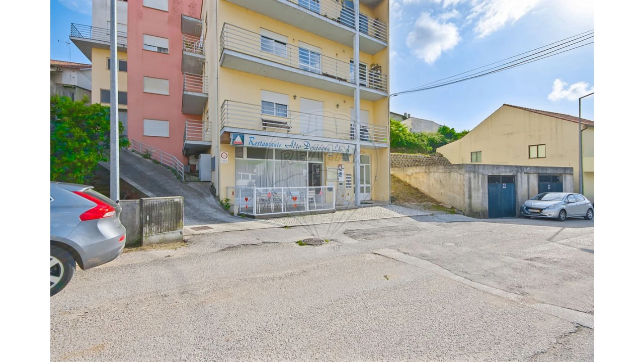Negócio para Venda em Soure Foto 2