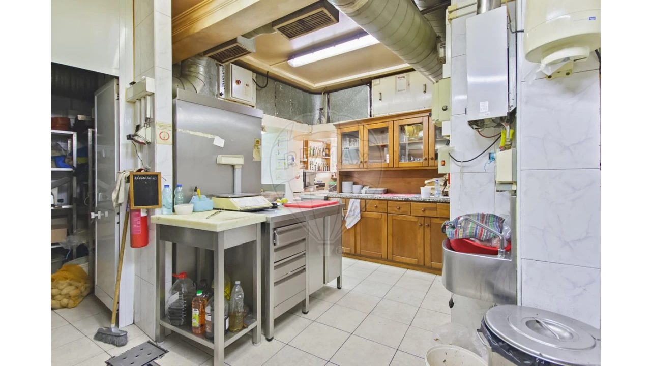 Negócio para Venda em Soure Foto 17