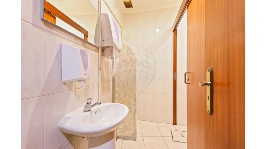 Negócio para Arrendamento em Soure Foto 19