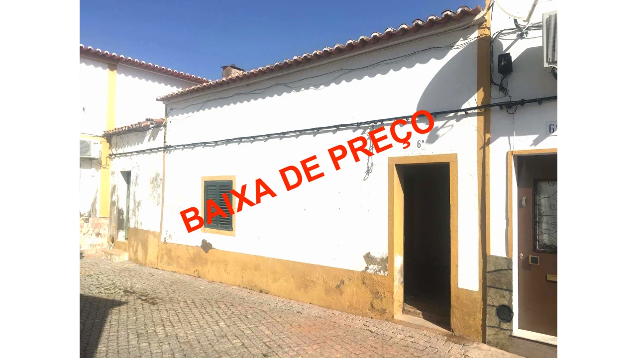 Moradia T2 para Venda em Barrancos Foto 1