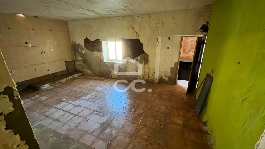 Moradia T2 para Venda em Barrancos Foto 4