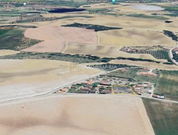 Terreno para Venda em Achete, Azoia de Baixo e Póvoa de Santarém