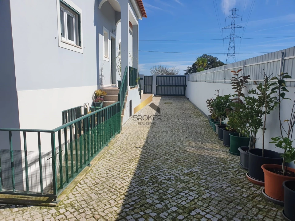 Moradia T4 para Venda em Palmela Foto 7