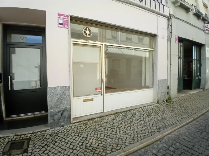 Loja para Venda em Torres Novas (Santa Maria, Salvador e Santiago) Foto 14