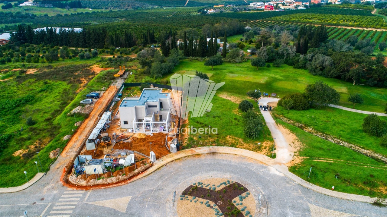 Terreno para Venda em Silves Foto 2
