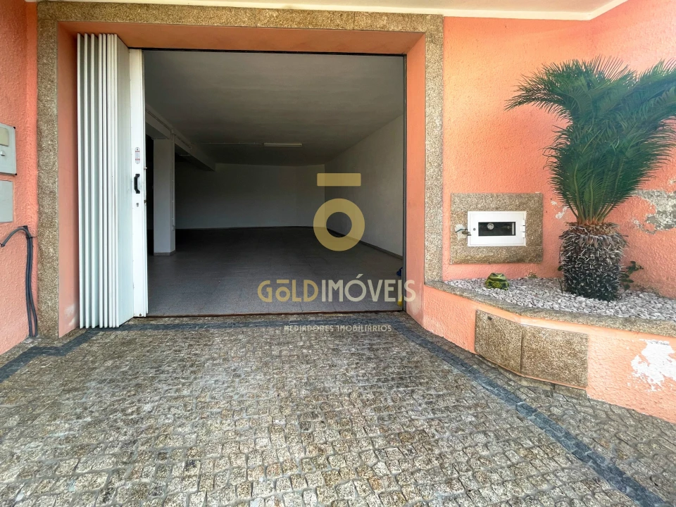 Moradia T4 para Venda em Fornos Foto 50