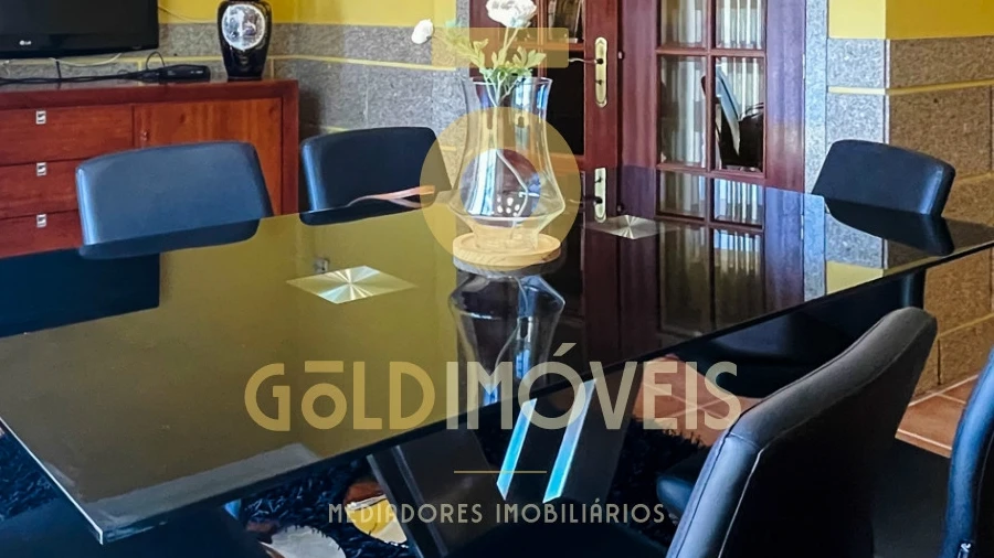 Moradia T4 para Venda em Fornos