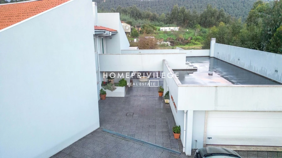 Moradia T5 para Venda em Foz do Sousa e Covelo Foto 39