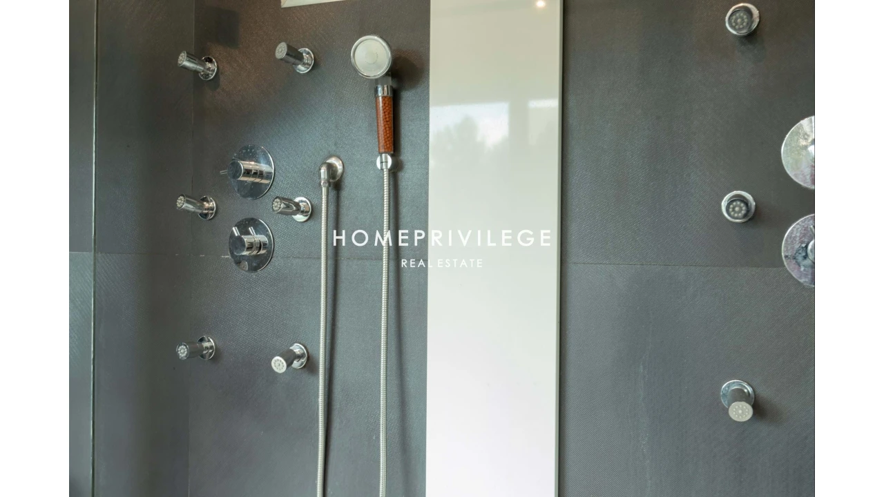 Moradia T5 para Venda em Foz do Sousa e Covelo Foto 28