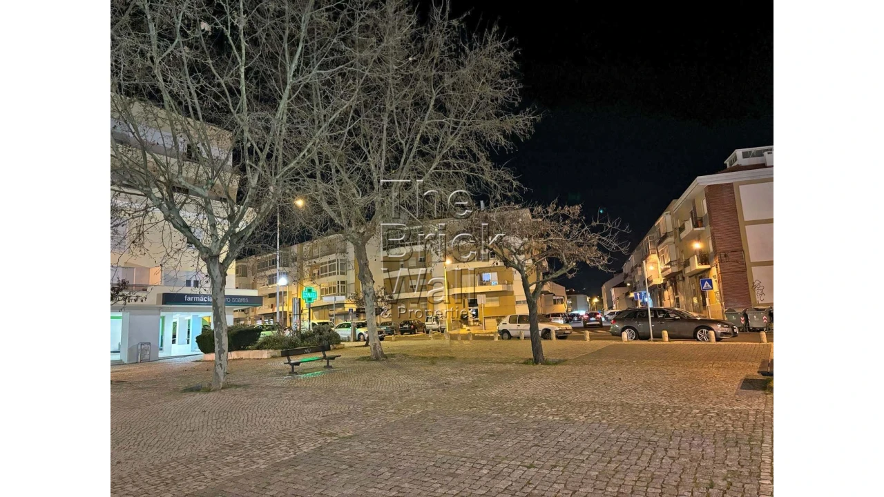 Negócio para Trespasse em Santa Iria de Azoia, São João da Talha e Bobadela Foto 12
