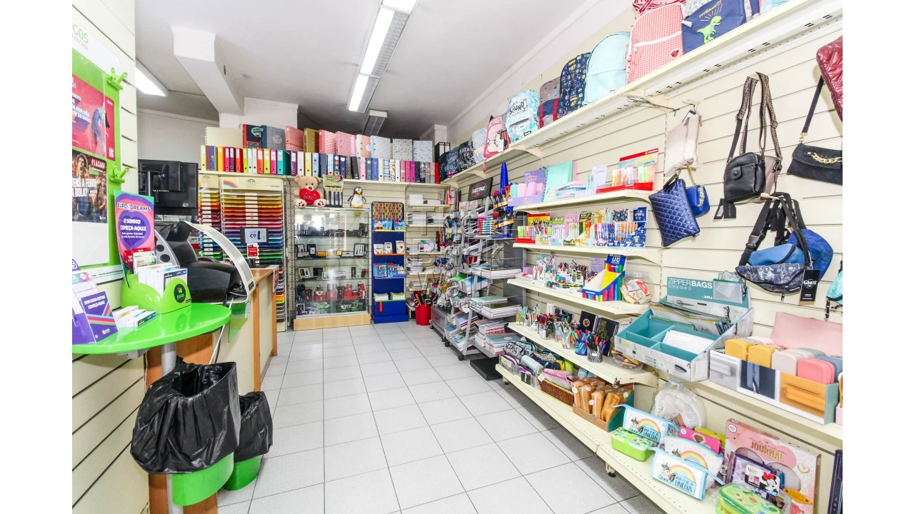 Negócio para Trespasse em Santa Iria de Azoia, São João da Talha e Bobadela Foto 10