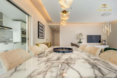 Apartamento T4 para Venda em Funchal (Se)