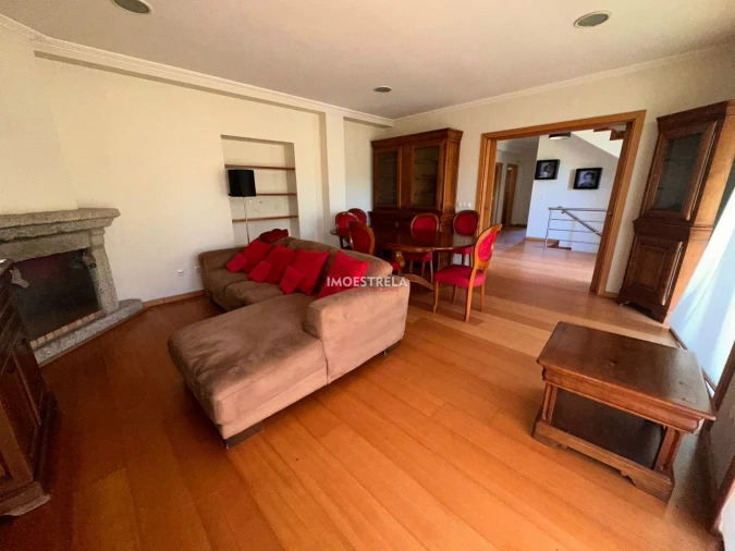 Moradia T3 para Venda em Carragozela e Várzea de Meruge Foto 8