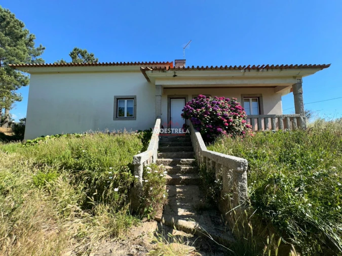 Moradia T3 para Venda em Carragozela e Várzea de Meruge Foto 1