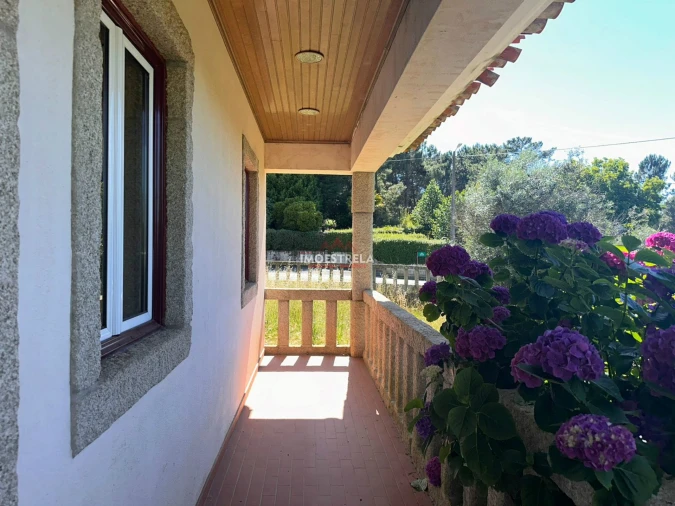 Moradia T3 para Venda em Carragozela e Várzea de Meruge Foto 4