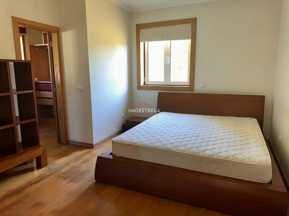 Moradia T3 para Venda em Carragozela e Várzea de Meruge Foto 12