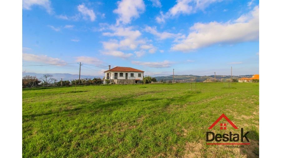 Moradia T4 para Venda em São Miguel do Mato Foto 20