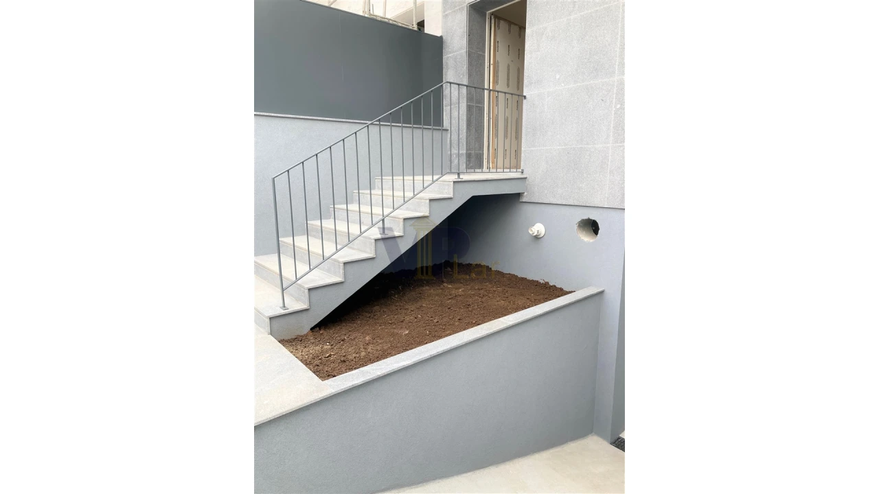 Moradia T4 para Venda em Custóias, Leça do Balio e Guifões Foto 6