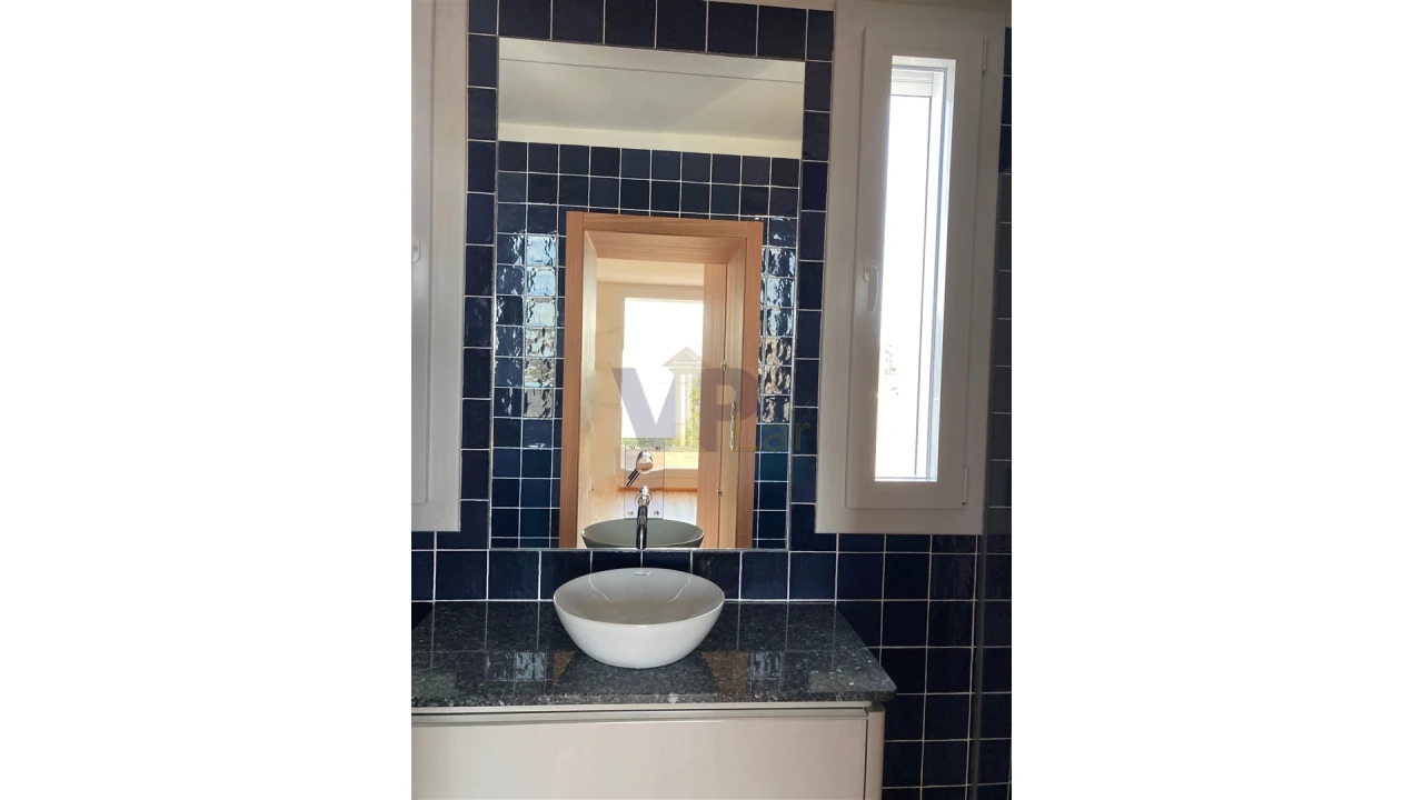 Moradia T4 para Venda em Custóias, Leça do Balio e Guifões Foto 5