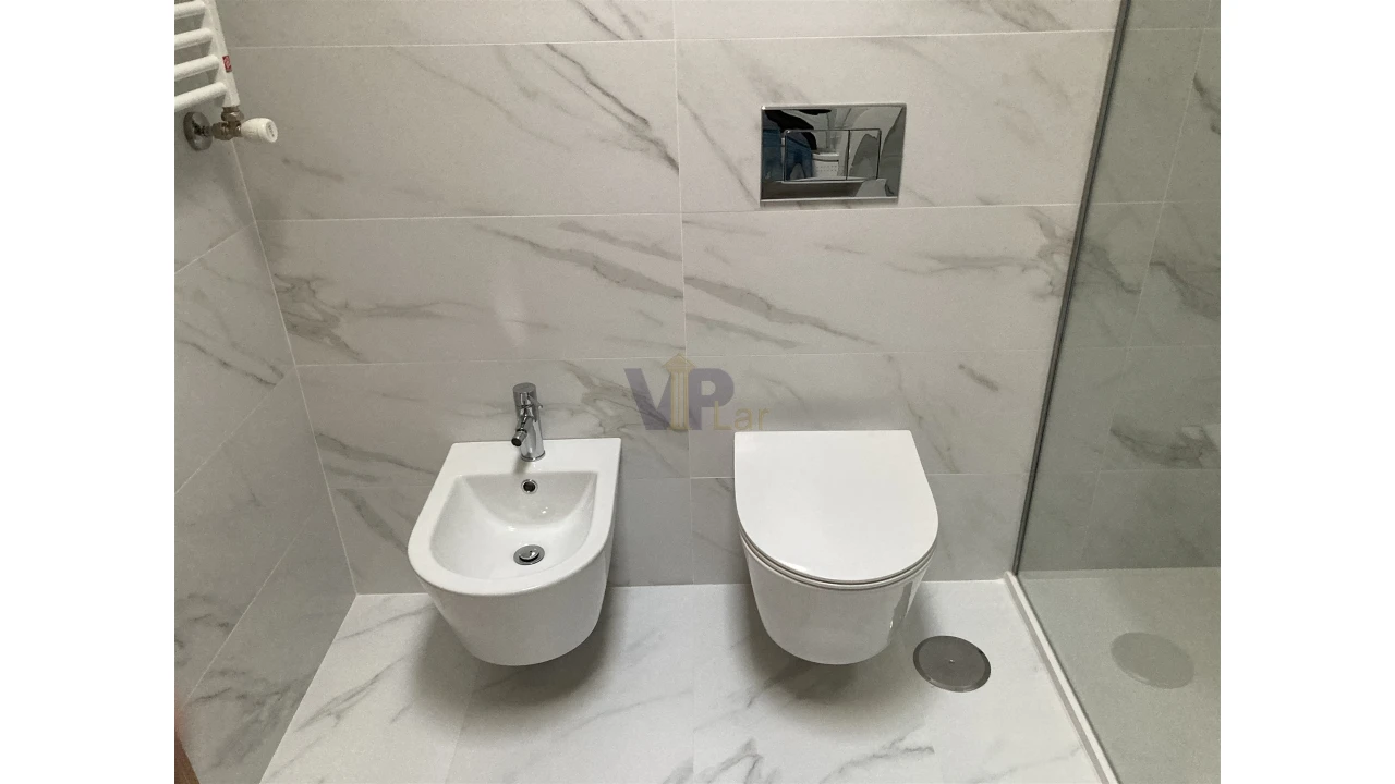 Moradia T4 para Venda em Custóias, Leça do Balio e Guifões Foto 4