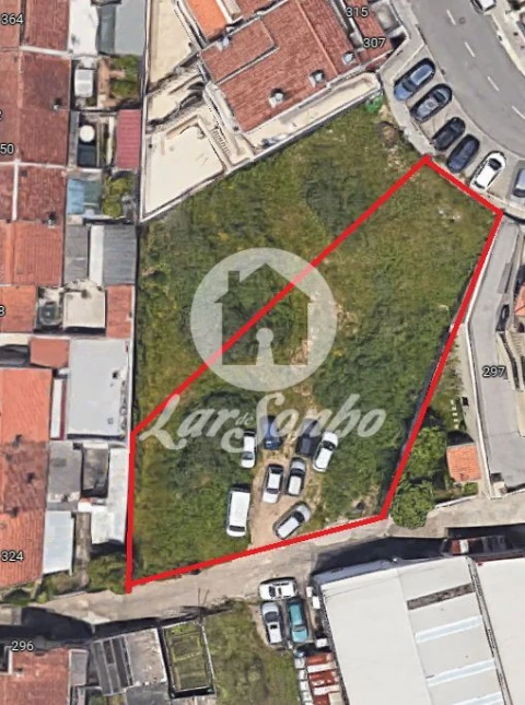 Terreno para Venda em Baguim do Monte (Rio Tinto)