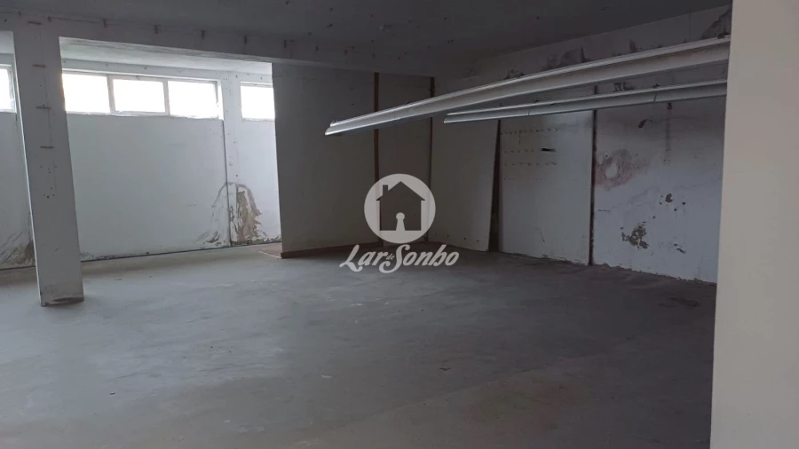 Armazém para Venda em Cristelos, Boim e Ordem Foto 4