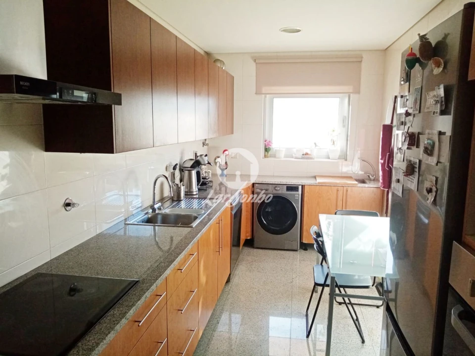 Apartamento T2 para Venda em Vila do Conde Foto 1