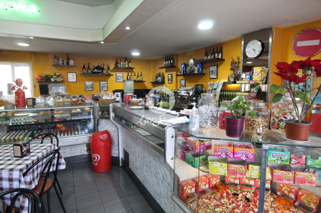 Loja para Trespasse em Rio Tinto Foto 5