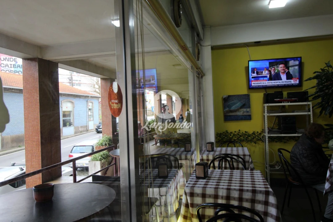 Loja para Trespasse em Rio Tinto Foto 11