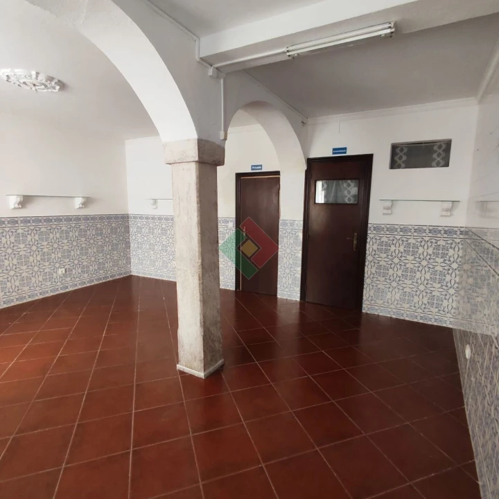 Loja para Venda em Assunção, Ajuda, Salvador e Santo Ildefonso Foto 6