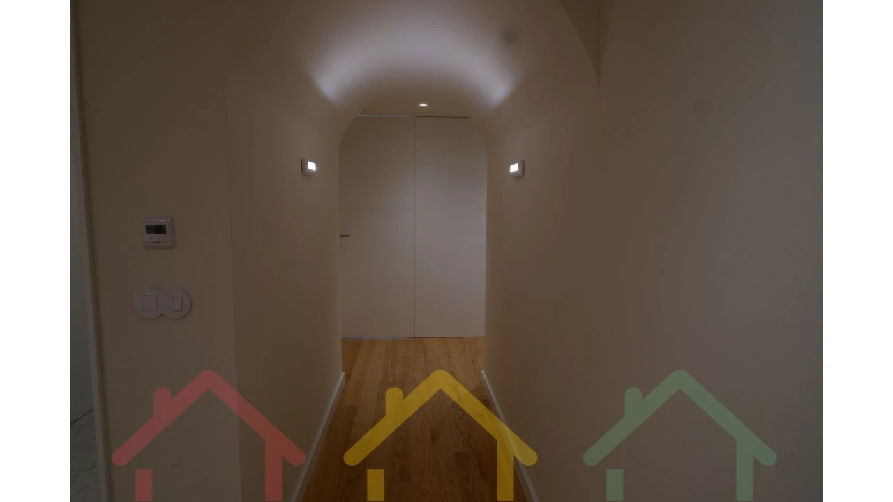 Apartamento T3 para Venda em Lordelo do Ouro e Massarelos Foto 8