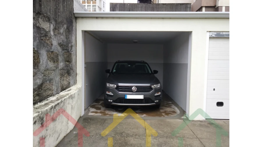 Apartamento T3 para Venda em Lordelo do Ouro e Massarelos Foto 30