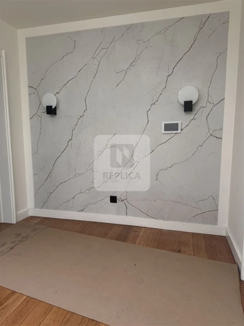 Moradia T4 para Venda em Gulpilhares e Valadares
