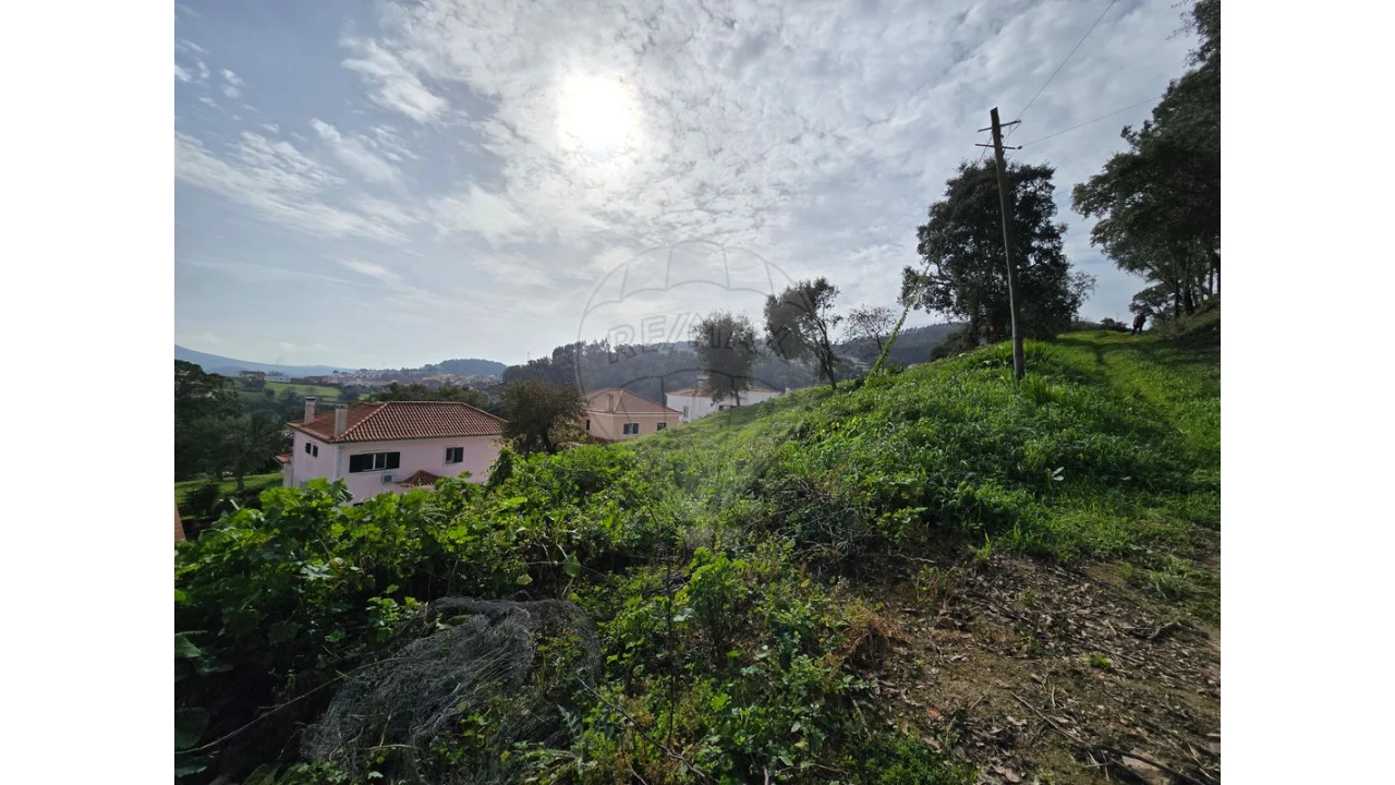 Terreno para Venda em Milharado Foto 2
