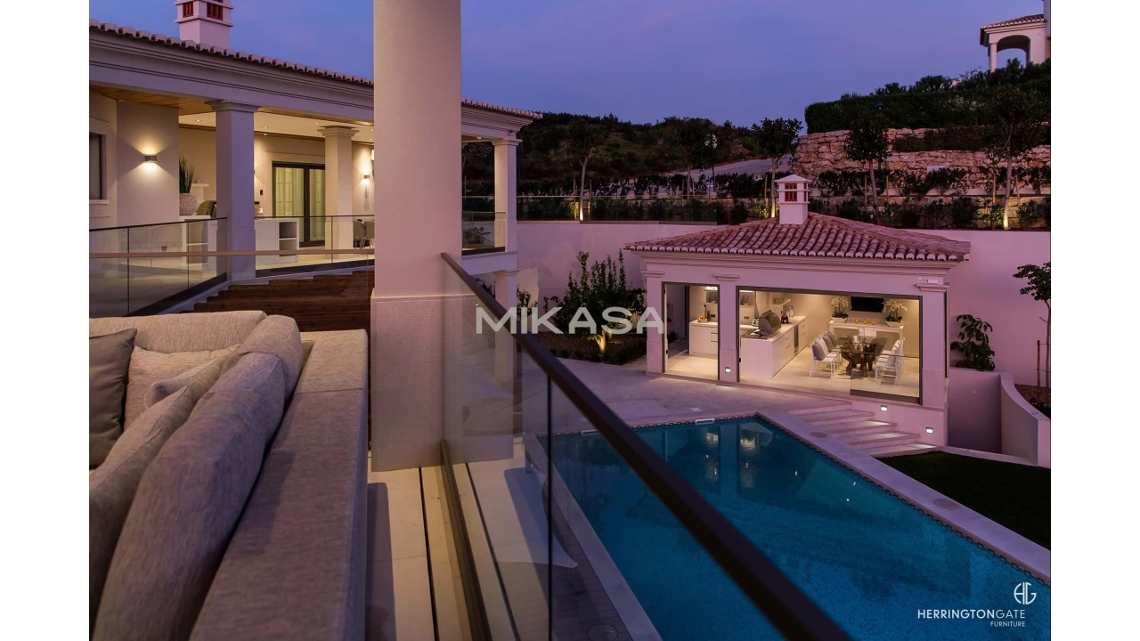 Moradia T5 para Venda em Budens Foto 54