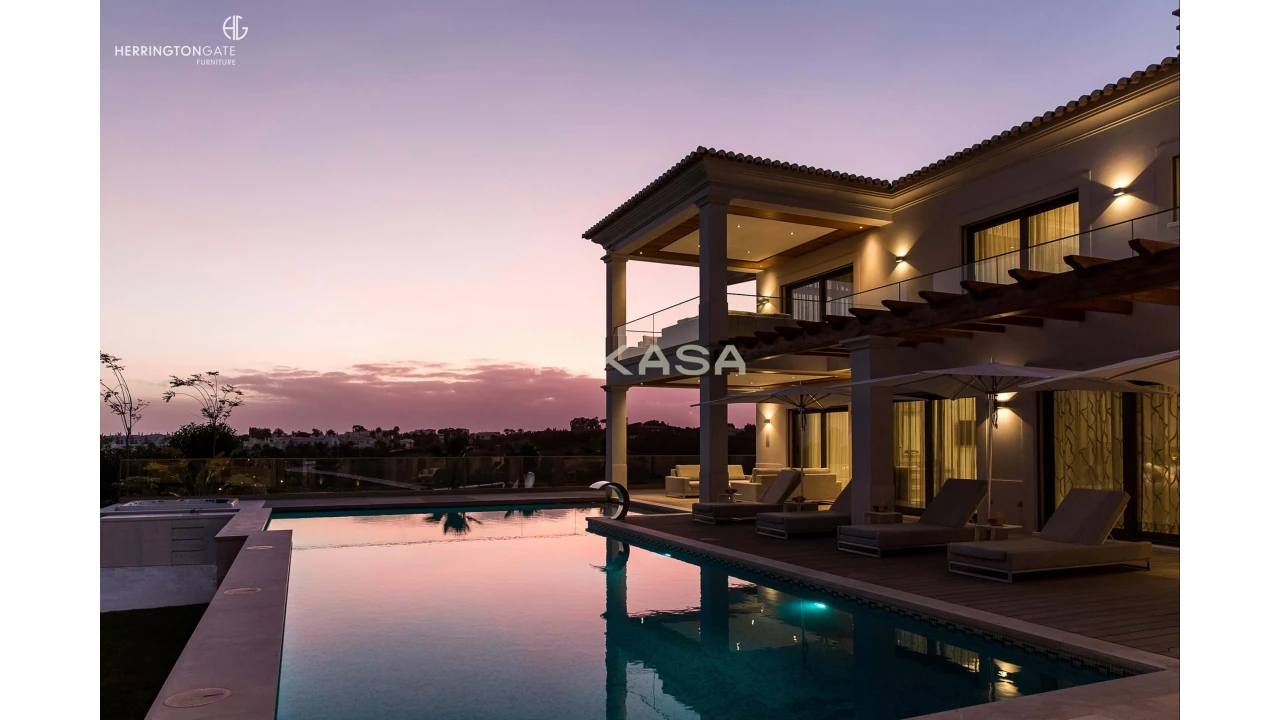 Moradia T5 para Venda em Budens Foto 63