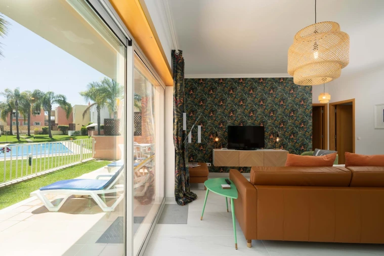 Apartamento T2 para Arrendamento férias em Quarteira Foto 2