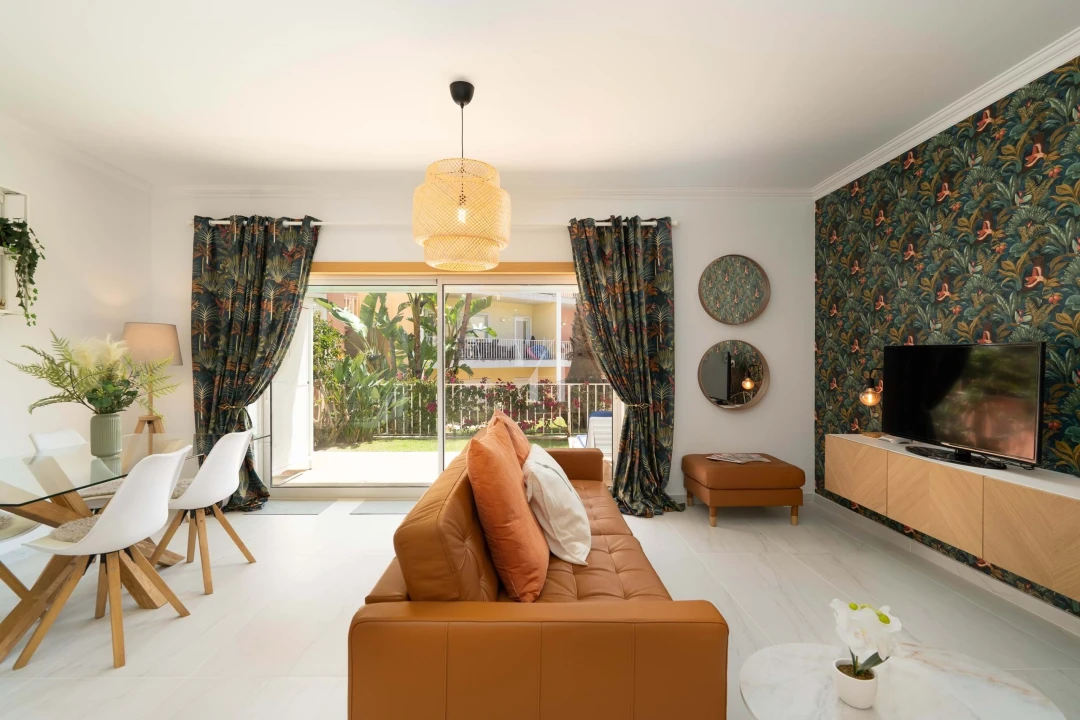 Apartamento T2 para Arrendamento férias em Quarteira Foto 1