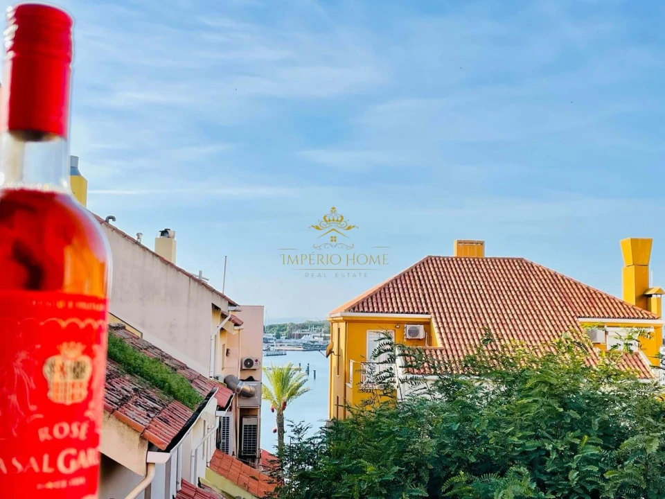 Apartamento para Venda em Quarteira Foto 18