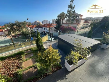 Moradia T3 para Venda em Santo Antonio