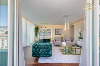 Apartamento T2 para Venda em Funchal (Se)