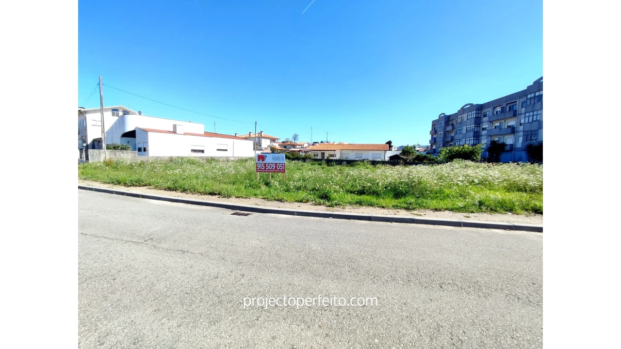 Terreno para Venda em São Paio de Oleiros Foto 2