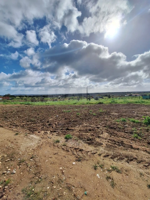 Terreno para Venda em Reguengos de Monsaraz