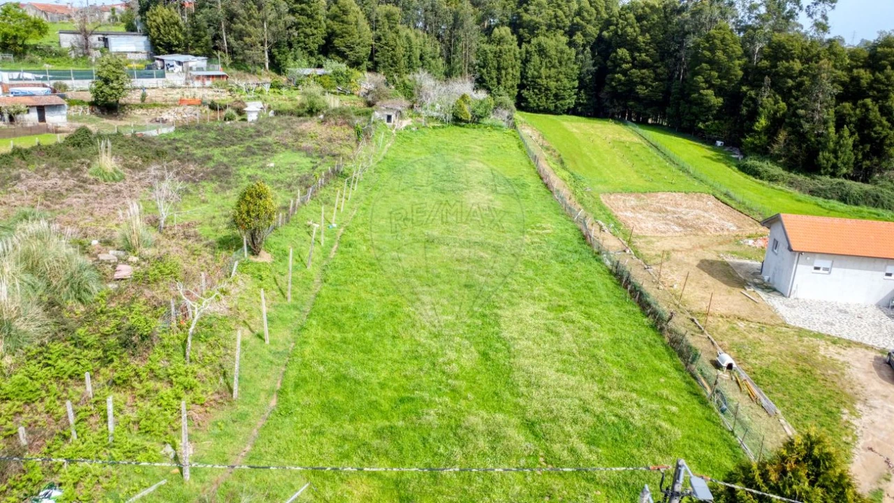Terreno para Venda em Pedroso e Seixezelo Foto 3